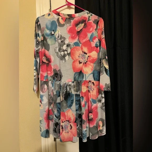 Honey Me Boutique Blouse - Picture 2 of 3